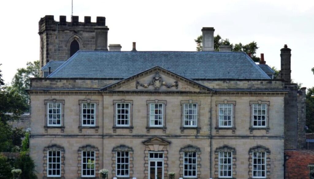 Melbourne Hall Crow Park in Derbyshire